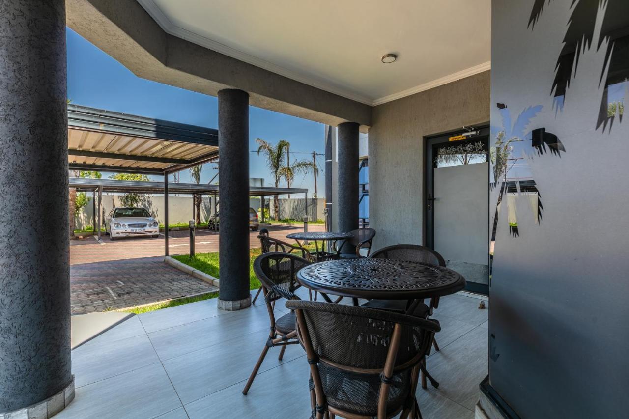 The Melva Guest House Gaborone Exteriör bild